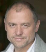 Portrait of Andreas Kurz, founder and President of Akari Enterprises